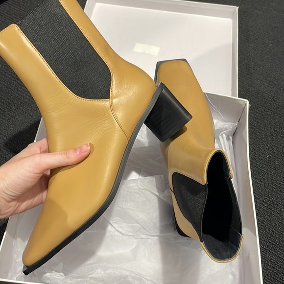 Wittner Heeled Boots - Picture 3 of 6